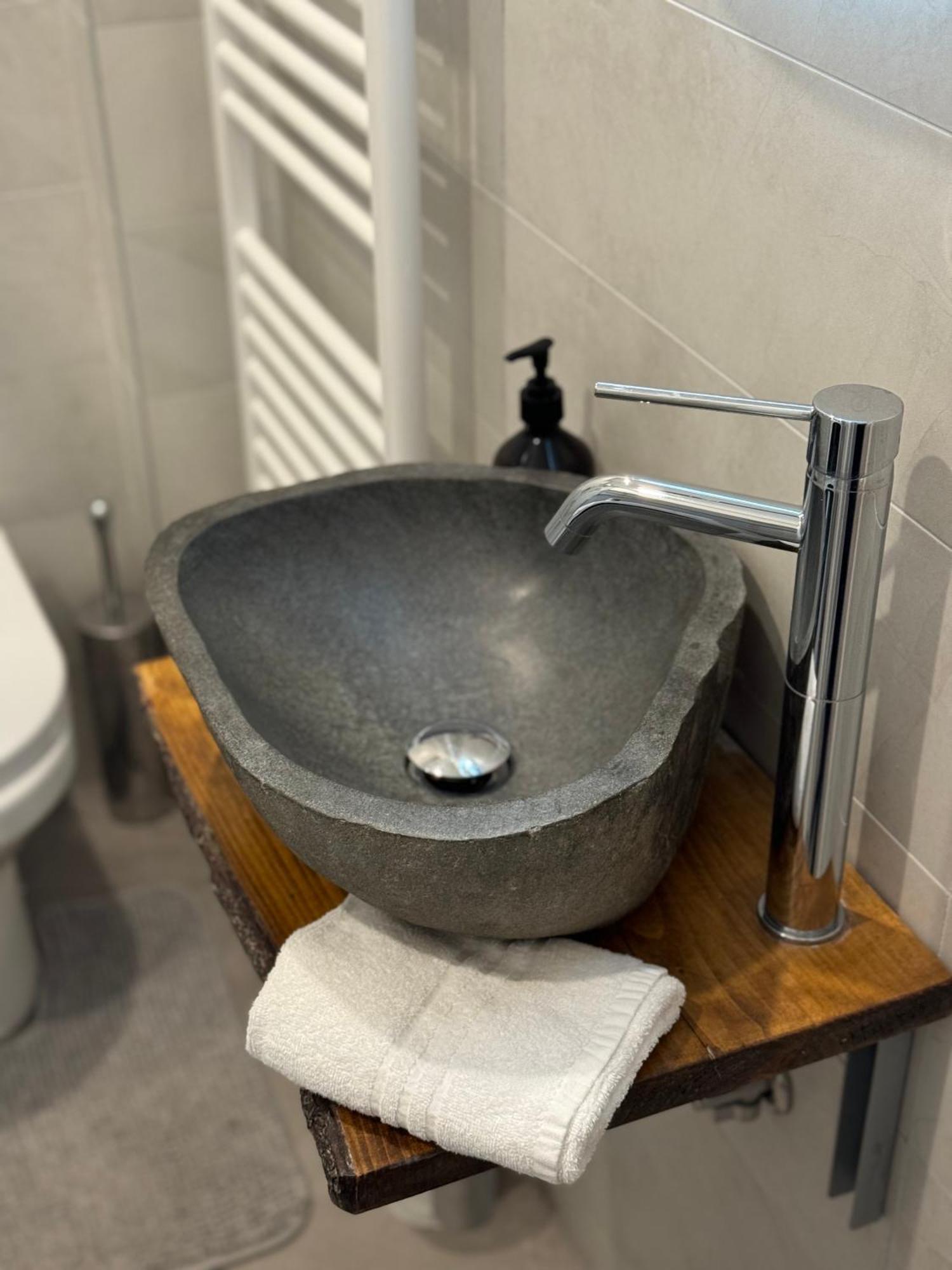 Maison Floran Appartamento In Centro A Trieste Ngoại thất bức ảnh
